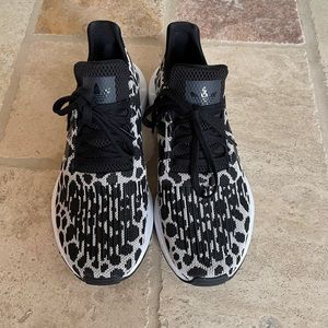 Adidas black & white leopard sneakers